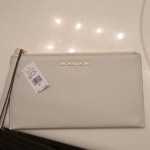 Michael Kors wristlet